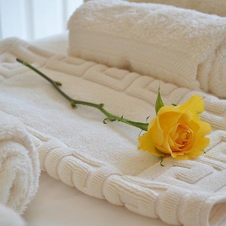 White Rose Guest House 텐비 외부 사진