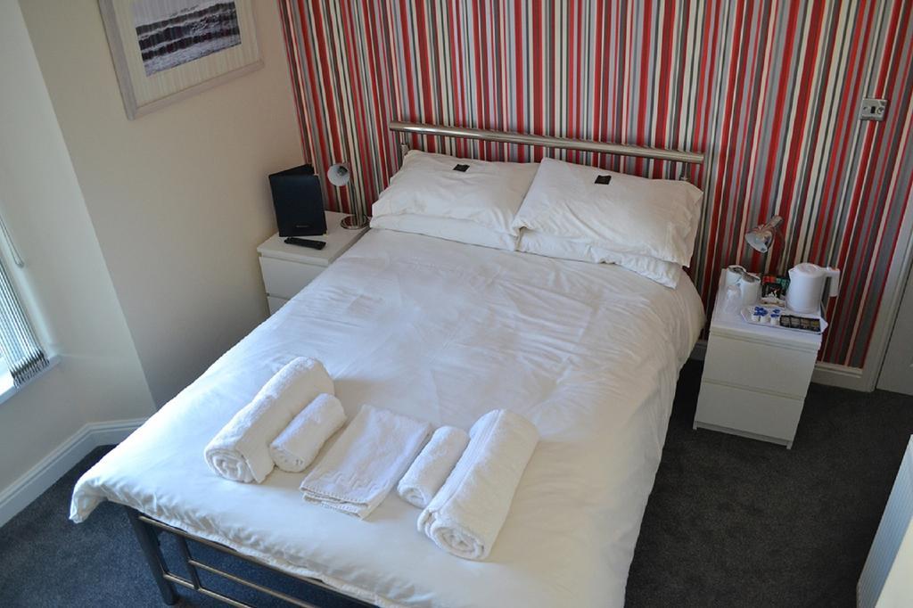 White Rose Guest House 텐비 객실 사진