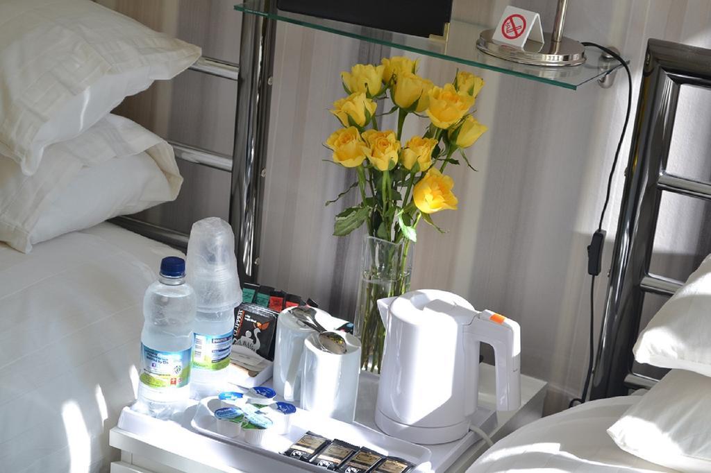 White Rose Guest House 텐비 객실 사진